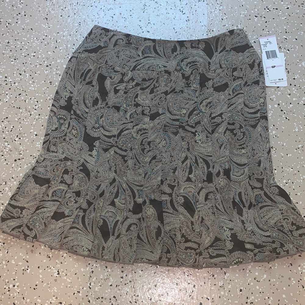 3/$30 Jones New York Paisley Skirt Size 6 Petite